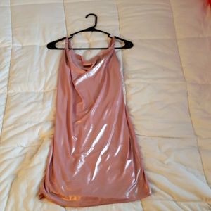This is a lovely pink dress from Forever 21 in a size medium with a scoop neck.